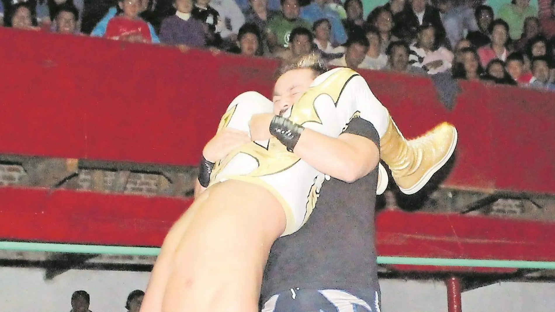 LUCHAS_CMYK (1)